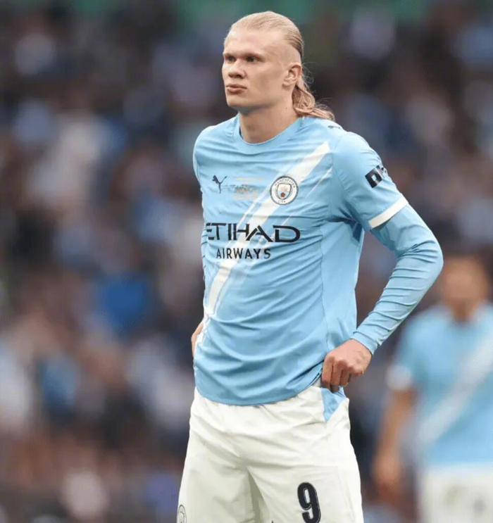 世界杯手机观看-哈兰德休赛期密访瓜迪奥拉御医，挪威主帅称原因保密|巴塞罗那|英格兰|埃尔林-哈兰德|索尔巴肯|太阳报_新浪体育_新浪新闻